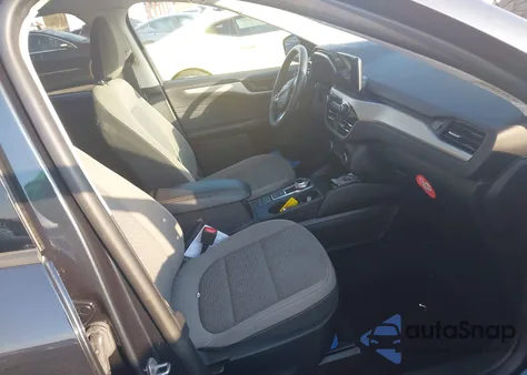 2022 Ford Escape Se z USA, uszkodzony, nr VIN 1FMCU9G68NUA02462